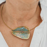 Colar Fold Arrow com cabo de aço
