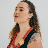 Colar Fold Round com fio têxtil